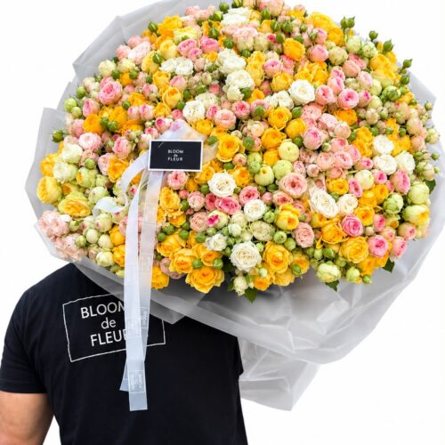 101 peony-style spray roses